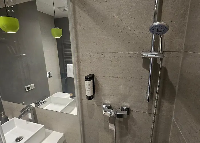 Ovo Od Dziedzinca Wrocław